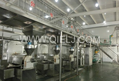 加工元寶楓籽油的榨油設備 元寶楓籽壓榨精煉成套制油設備(圖1) 加工元寶楓籽油的榨油設備 元寶楓籽壓榨精煉成套制油設備(圖1)