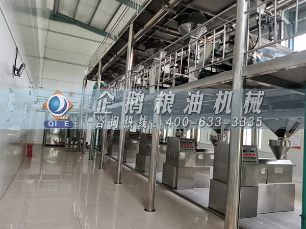 河南省農業廳專家驗收小組對蘭考花生基地及特香型花生油加工設備進行綠色食品加工認證驗收(圖6) 河南省農業廳專家驗收小組對蘭考花生基地及特香型花生油加工設備進行綠色食品加工認證驗收(圖6)