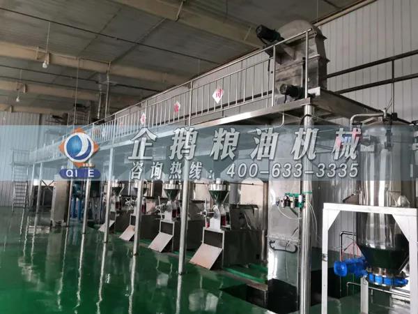 棉籽油精煉加工設備,企鵝機械提高油料綜合利用率(圖2) 棉籽油精煉加工設備,企鵝機械提高油料綜合利用率(圖2)