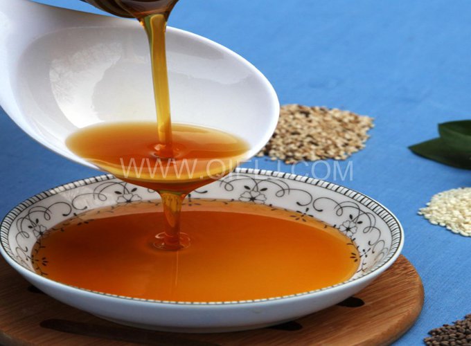 芝麻油提取加工，企鵝糧油機械生產色香味俱佳的油脂(圖1)